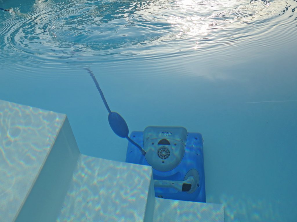 Comment entretenir une piscine tout au long de l’année ?