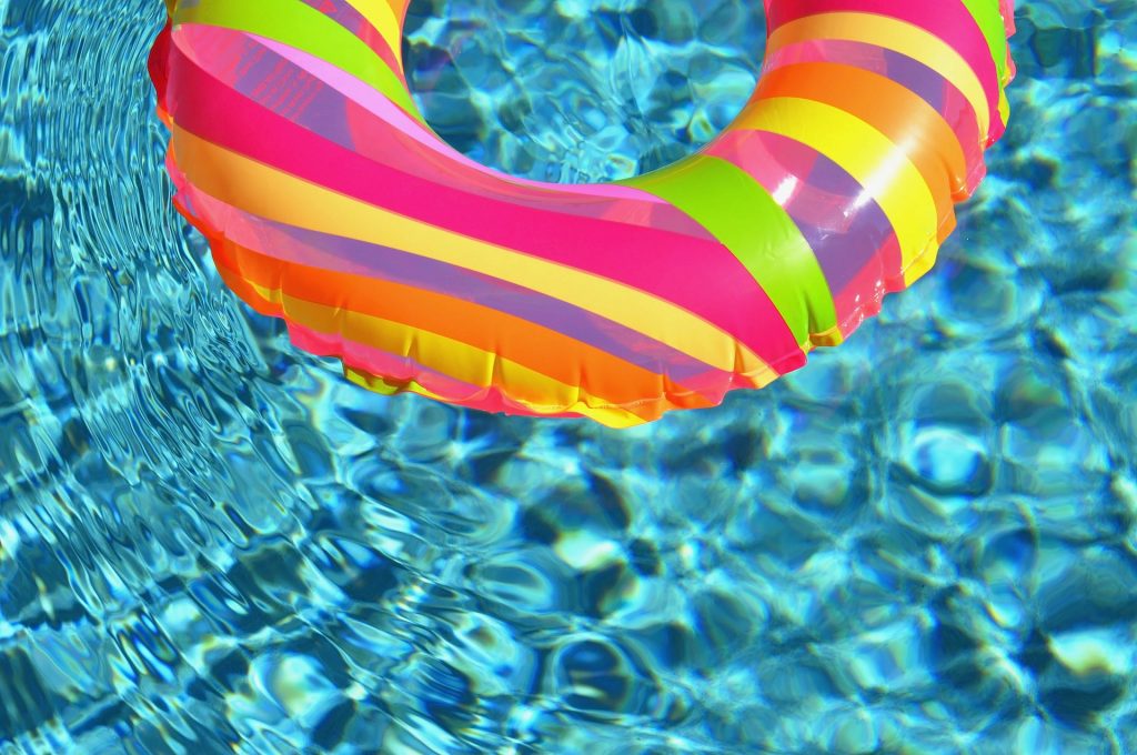 Dans quels accessoires pour piscine investir ?