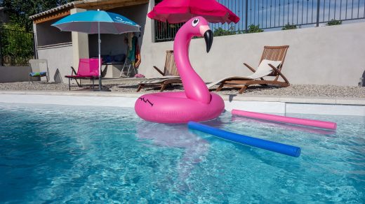 Dans quels accessoires pour piscine investir ?